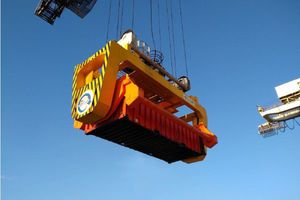 container spreader 1