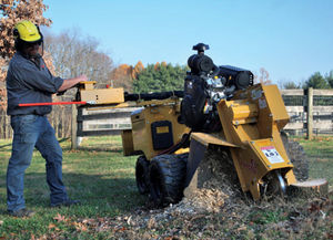self-propelled stump grinder