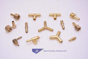 hose threaded fitting for hydraulic applications