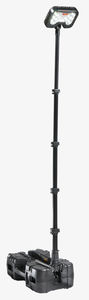 LED light tower / battery-powered