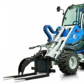 打滑转向装载机托盘叉