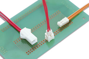 wire-to-board connector / IDE / parallel / crimp