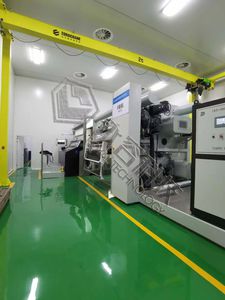 roll-to-roll coating machine