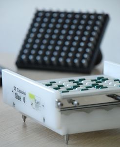 capsule filling machine / manual
