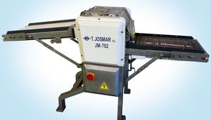 automatic fish skinning machine / for hake