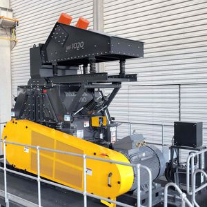 vibrating feeder