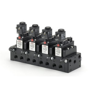 spool pneumatic directional control valve