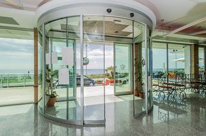 curved sliding door