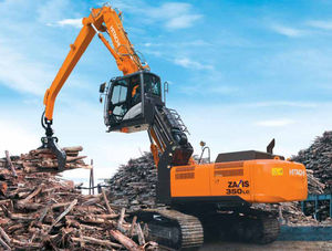 crawler material handler