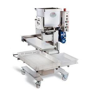 combined pasta machine with sheeter