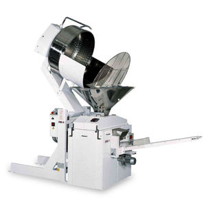 hydraulic tipping station