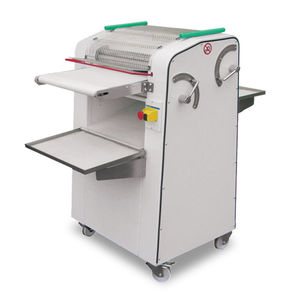 baked goods molder