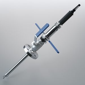 retractable probe housing