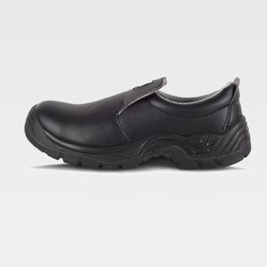 anti-slip safety shoes