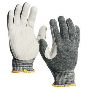 handling safety gloves 1
