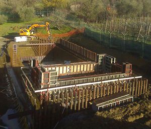 climbing formwork / wall / steel / high