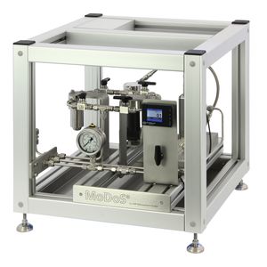 liquids dispensing system