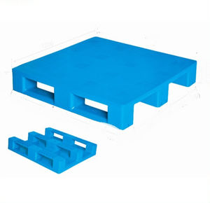 plastic pallet