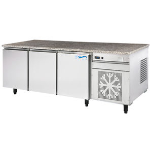 refrigerated workbench for the food industry