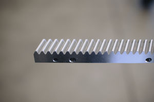 helical-toothed gear rack