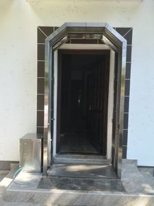 disinfection gate