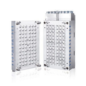 PET bottle plastic injection mold 1