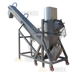 奶酪切割机与输送机