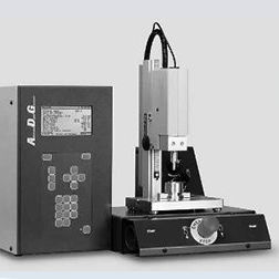 ultrasonic welding machine / AC / semi-automatic / compact