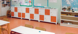 教育建立储物柜