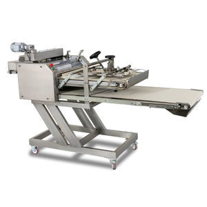 horizontal molder 1