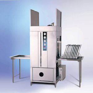 water washing machine / spray / automatic / for the food industry