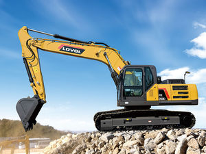 medium excavator 1