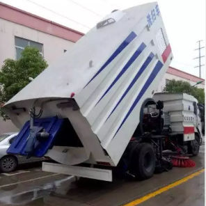 vacuum-loader truck