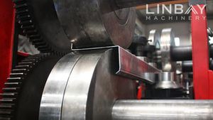 Z Pullin卷成型机