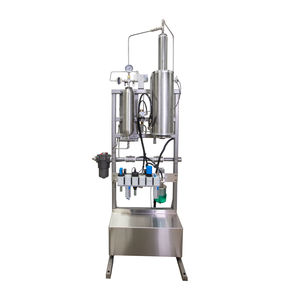 半自动灌装机
