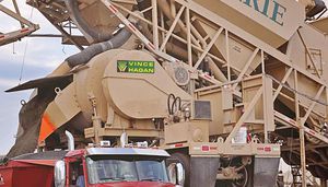 mobile concrete mixer