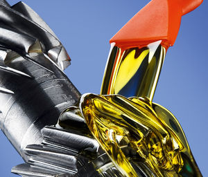 lubricating oil