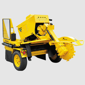 打滑驾驶装载机树桩磨床