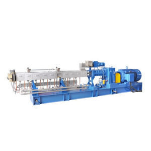 twin screw extruder