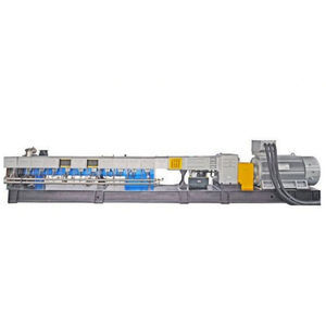 twin screw extruder