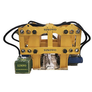 hydraulic breaker