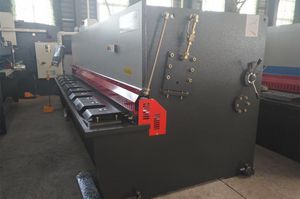 hydraulic shear