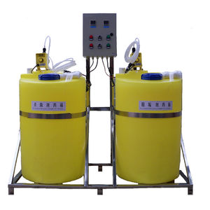 dosing unit with piston pump