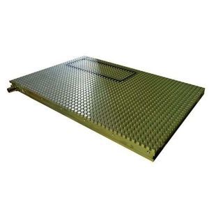 grid vacuum chuck