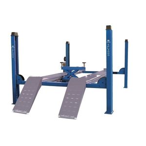 4-post lift