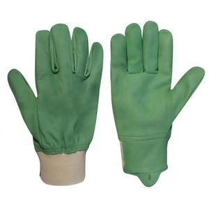 handling protection gloves