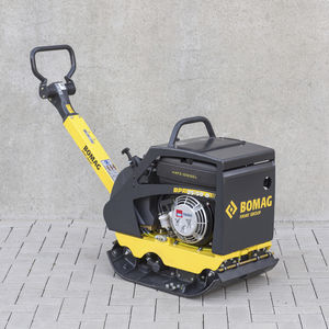 reversible vibratory plate