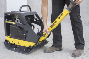 reversible vibratory plate