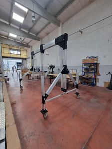 lightweight gantry crane