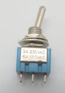 toggle switch